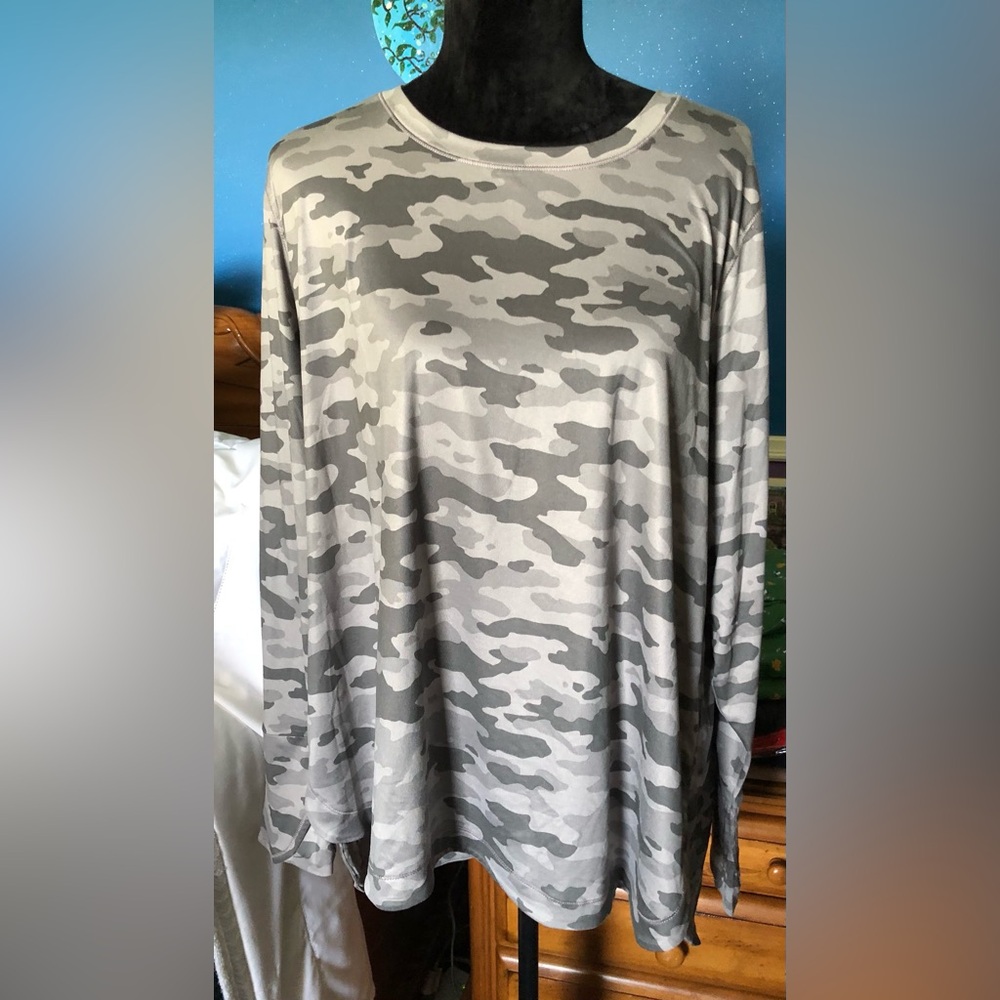 MTA Sport Gray Urban Camouflage Top Sz. 2X